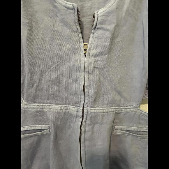NWT Levi's Standard Fit Chambray Romper - Light Blue - Picture 4 of 7